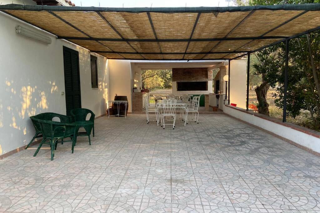 Uliveto Nonno Giacomo Rosolini Exterior photo