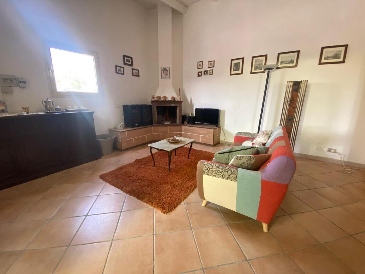 Uliveto Nonno Giacomo Rosolini Exterior photo